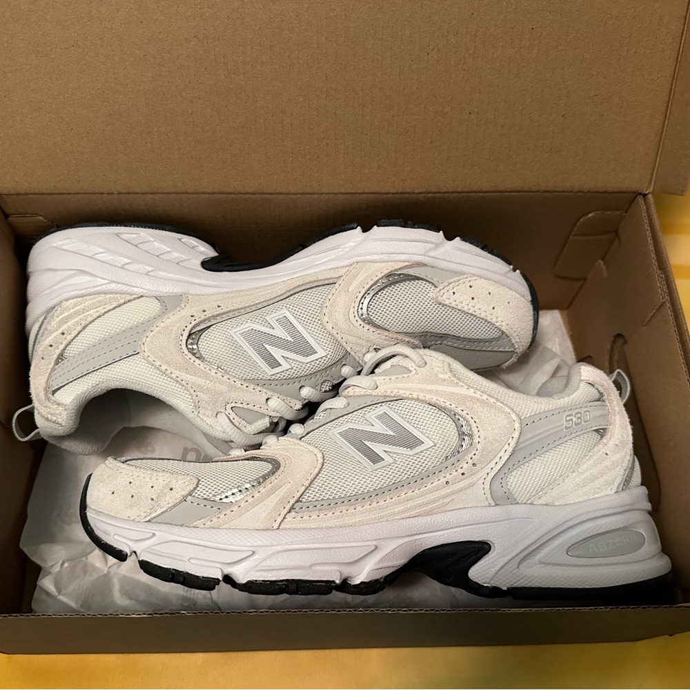 New Balance 530